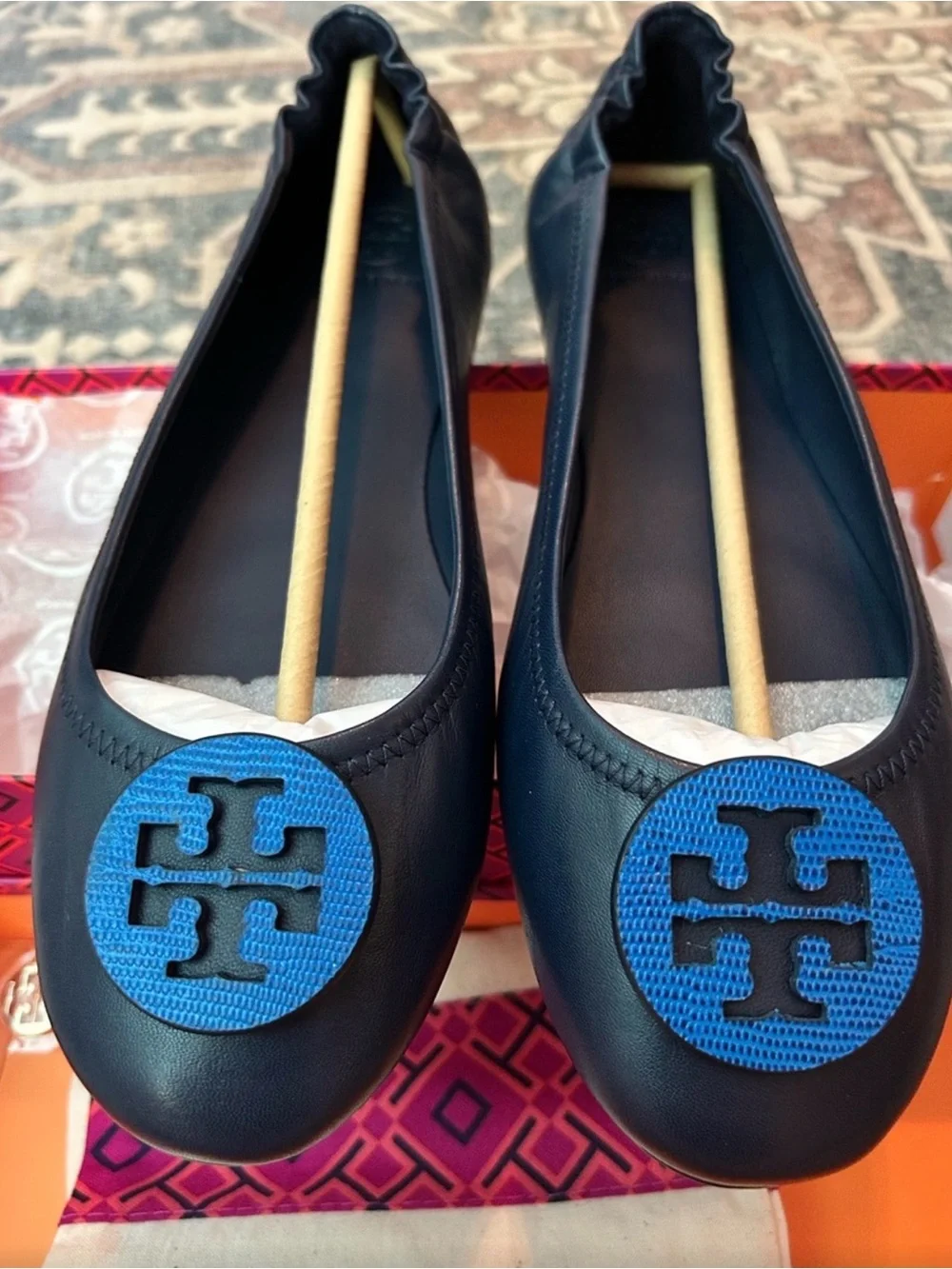 Tory Burch Navy Leather Flats with Blue Logo-size 10-NEW with box